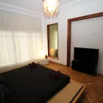 Nuevo Balmes Habitaciones