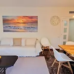 Modern Apartment Close To The Camp Nou Stadium