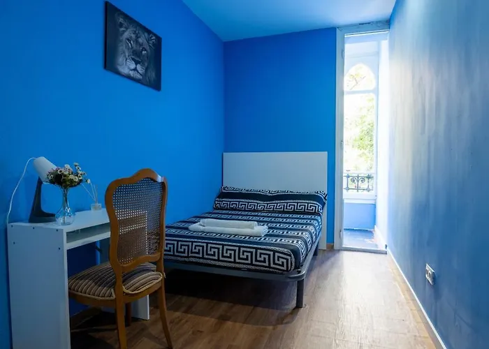 Rooms In Charming Apartment In Center Eixample