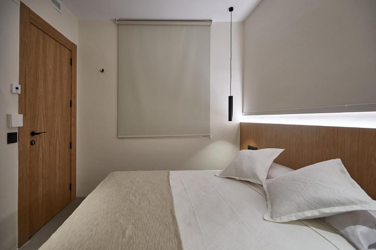 Ella Ramblas Guest house