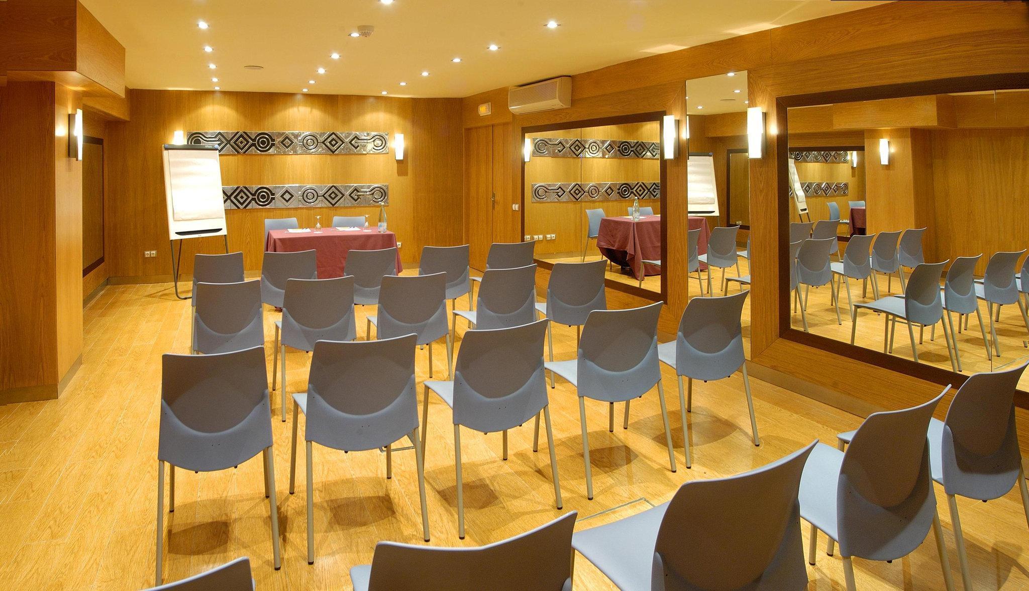 Evenia Rocafort 3* Barcelone