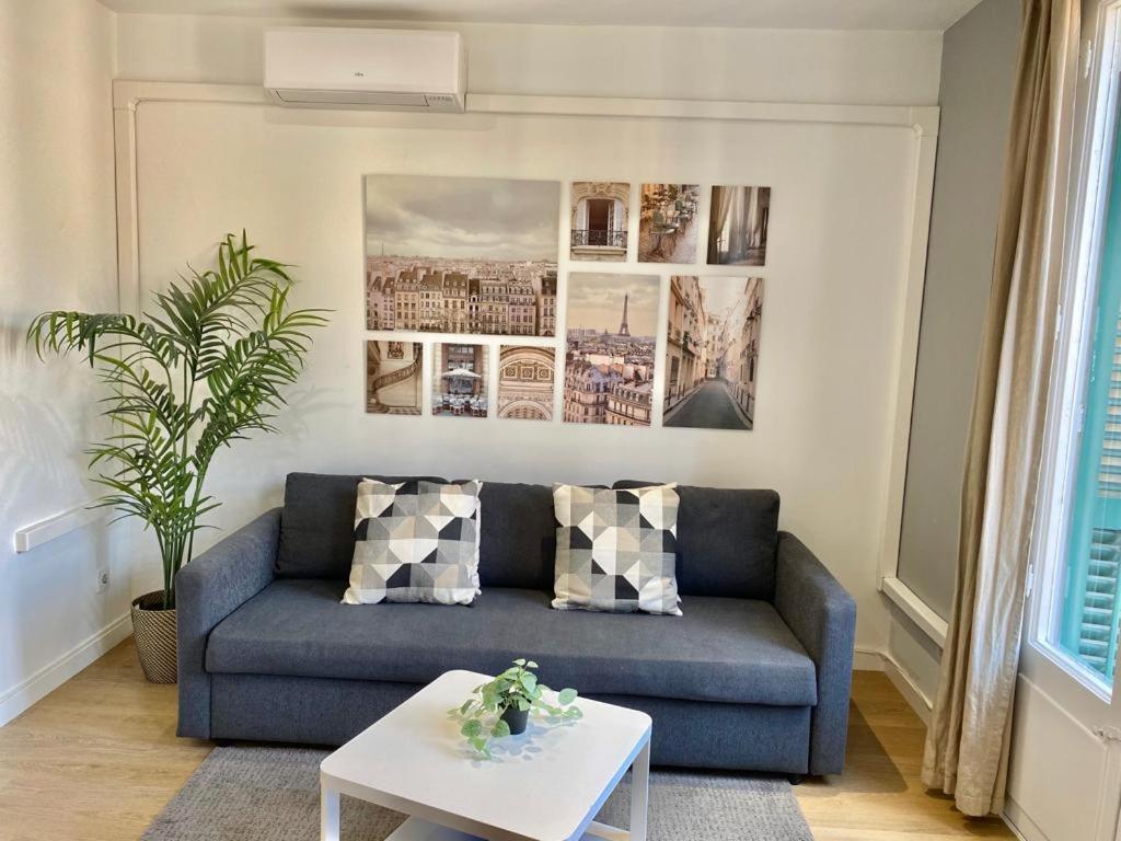 2 Bdr Eixample Apartment *
