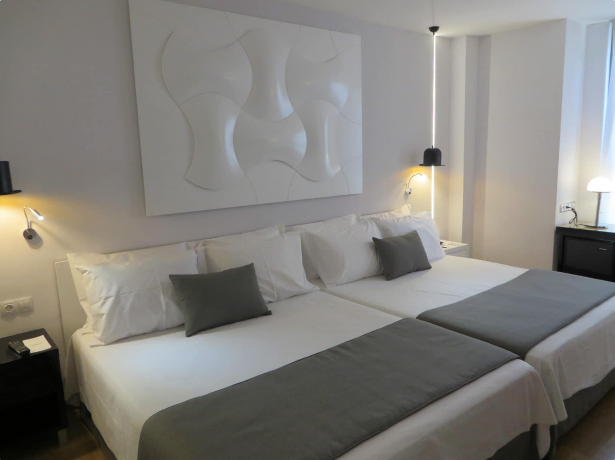 Hotel Evenia Rocafort Barcelone