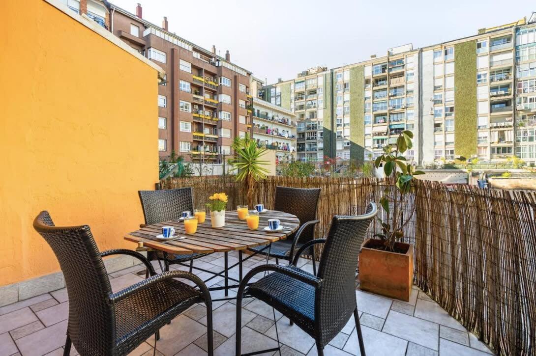 Historic With Private Terrace In Example Apartment
