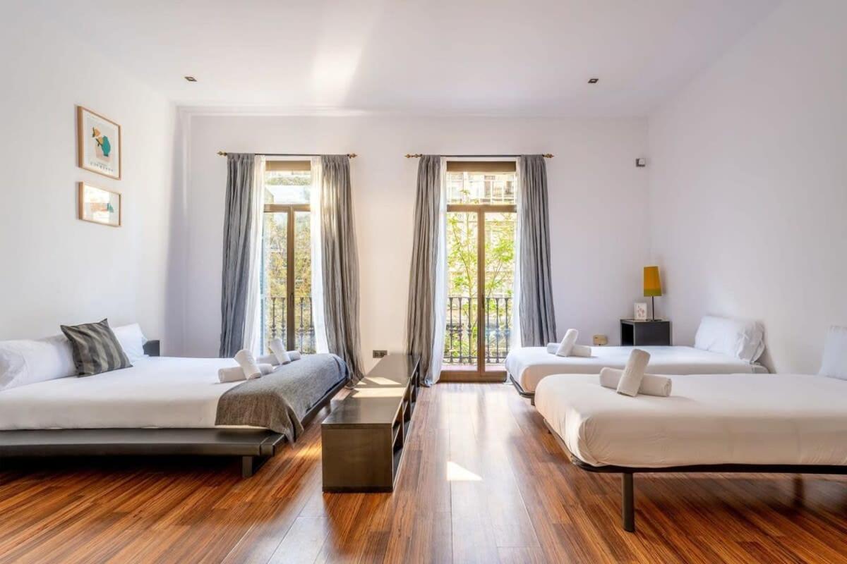 Comfortable And Huge 4bd - 2bth Rambla Catalunya Barcelona