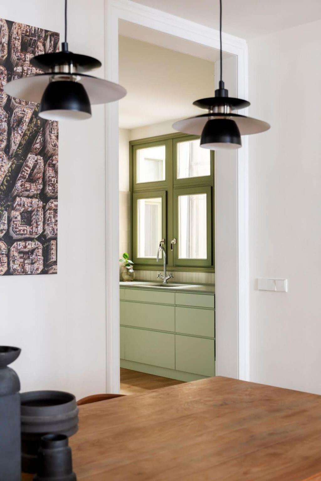 Exclusive Paseo De Gracia 5bd 5bth With Terrace Apartment *