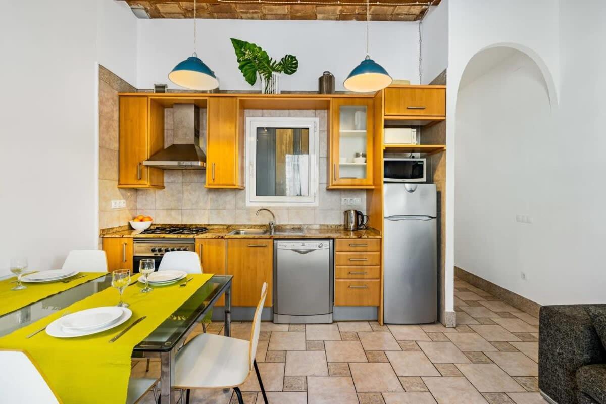 Historic With Private Terrace In Example Apartment