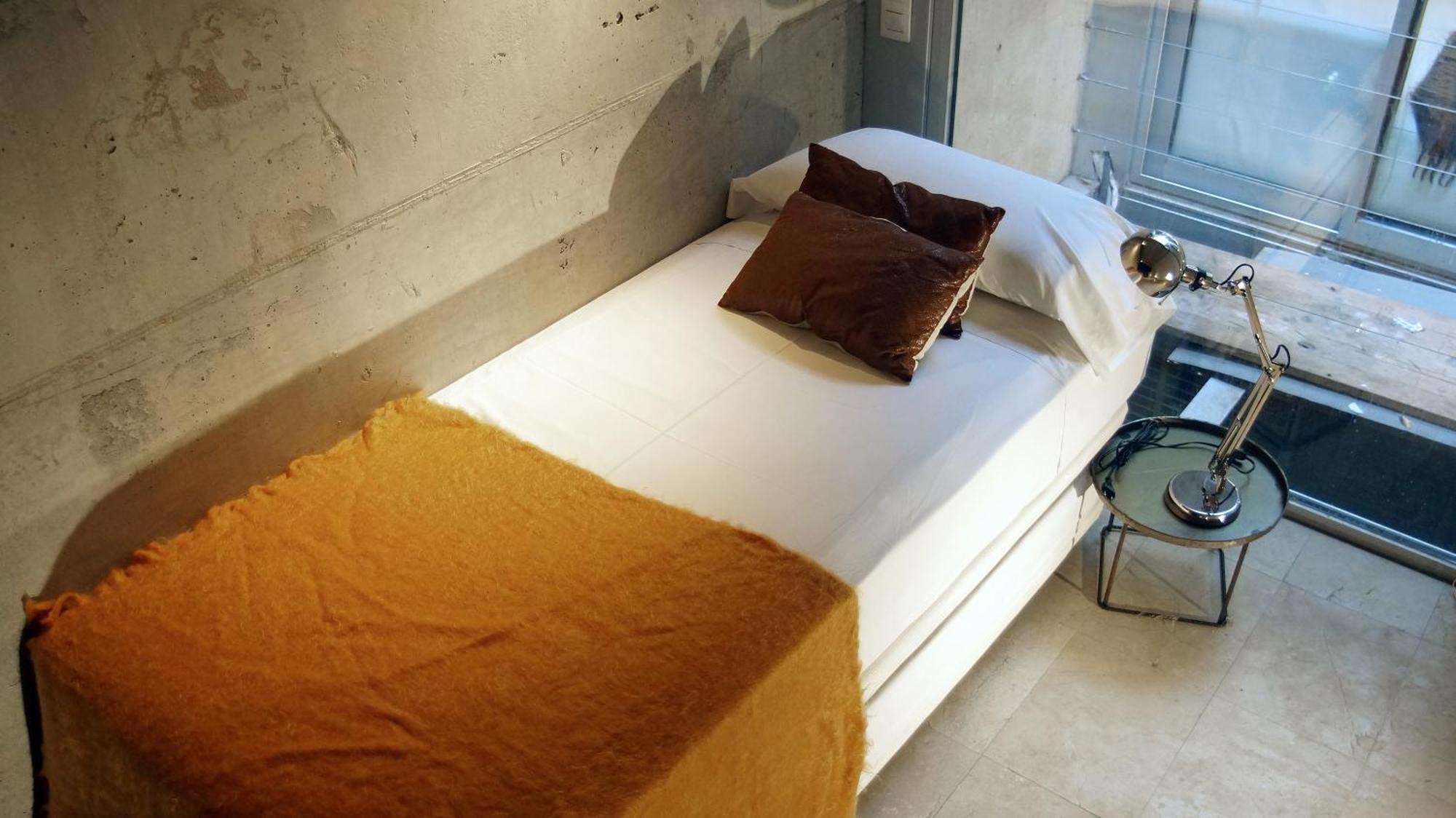My Space Emirates - Fully Equipped Near The With Shared Pool Appartement Barcelone