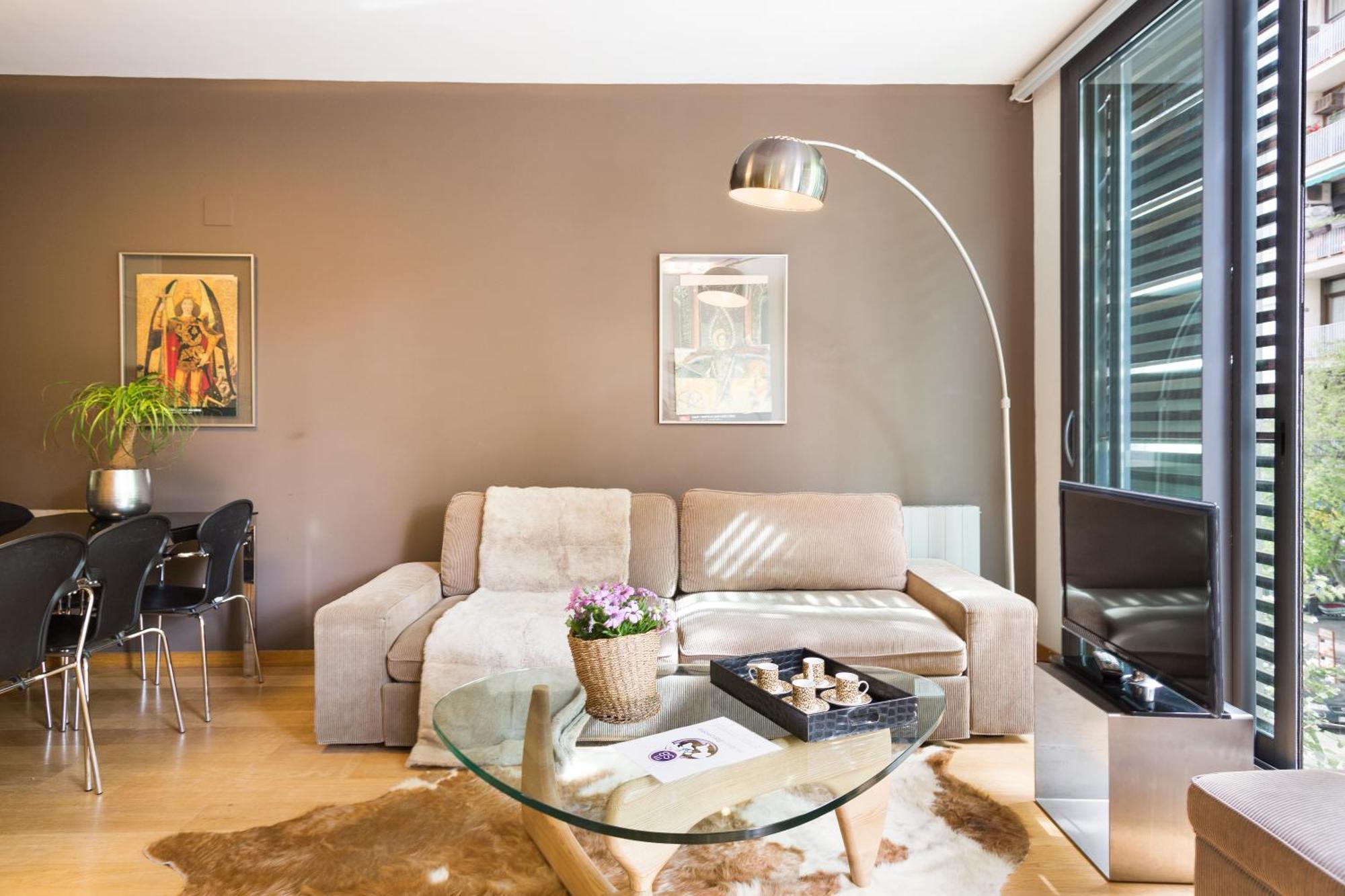 Appartement My Space Emirates - Fully Equipped Near The With Shared Pool