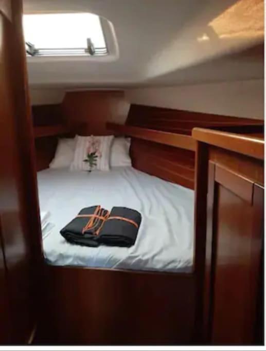 Velero Barco De 2 Barcelona