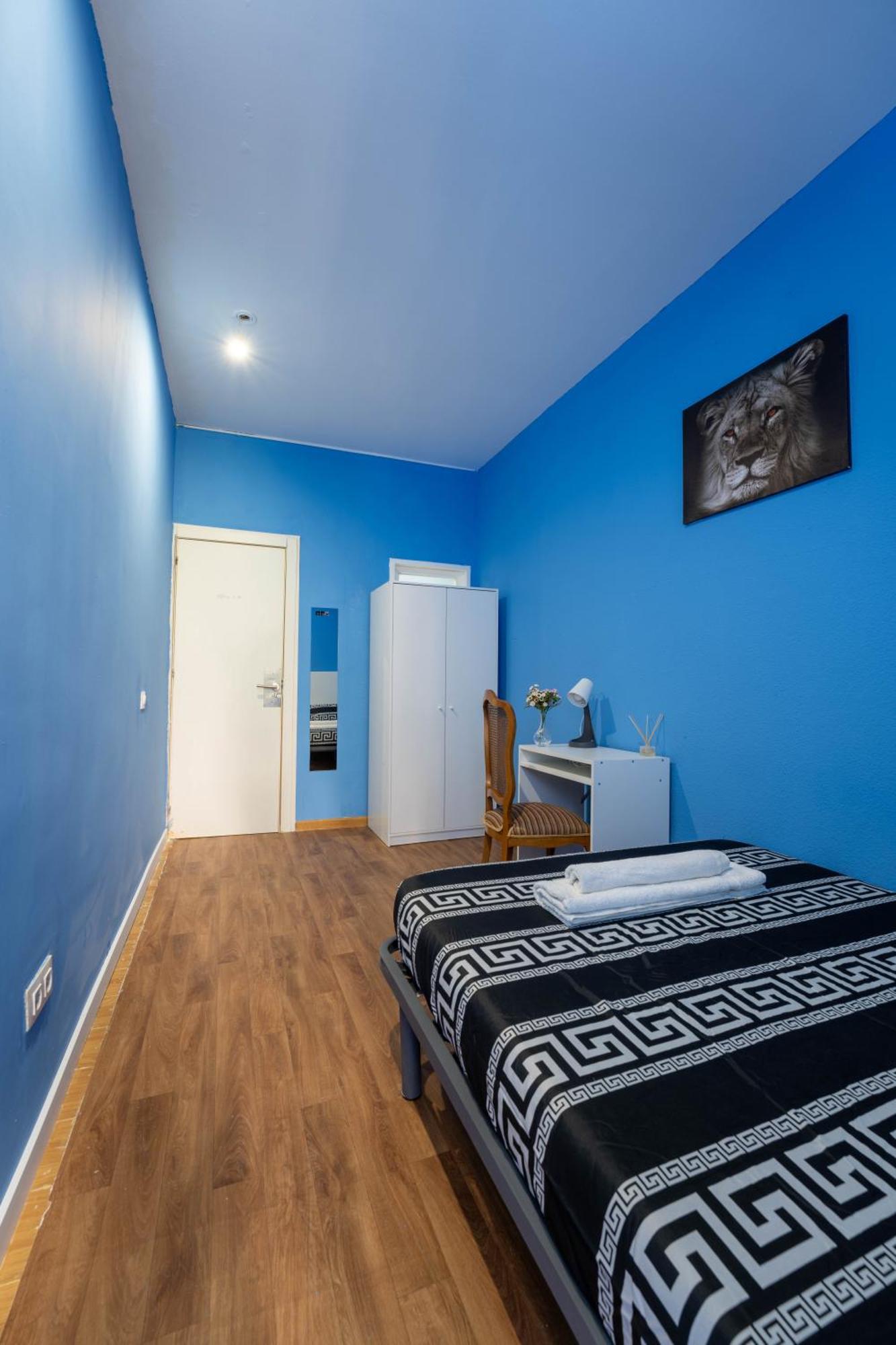 In Charming In Center Eixample Apartment
