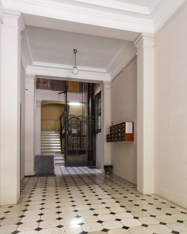 Eixample Patio Views With Amazing Terrace Appartement *