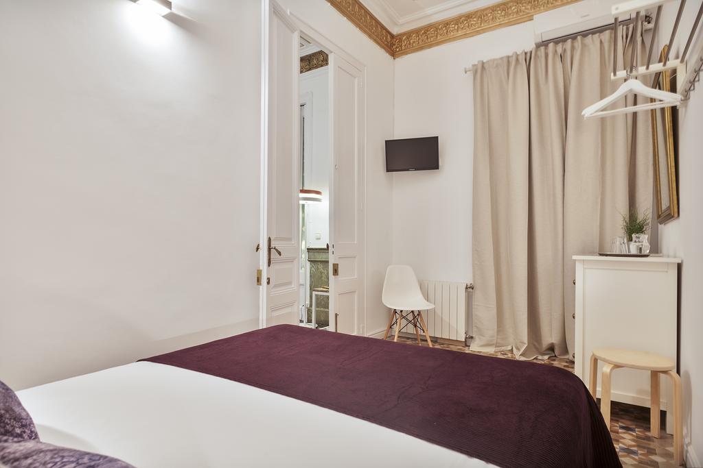 Couette-café Plaza Catalunya 3*