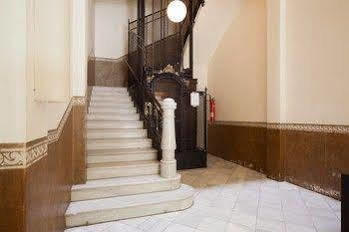 Rent Diagonal-aribau Hotel 3*