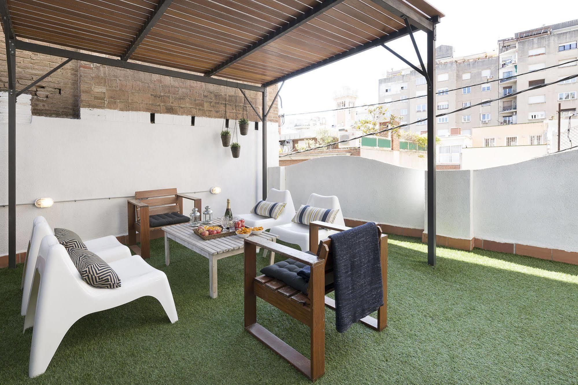 Nextdoor Gaudi Apartment *