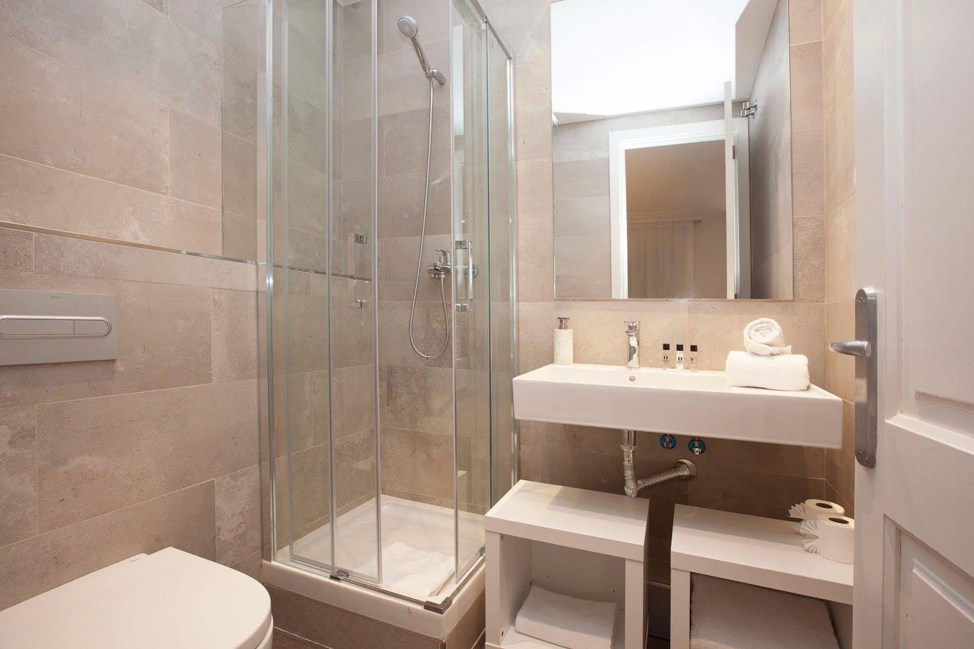 Hotel Rent Diagonal-aribau 3*