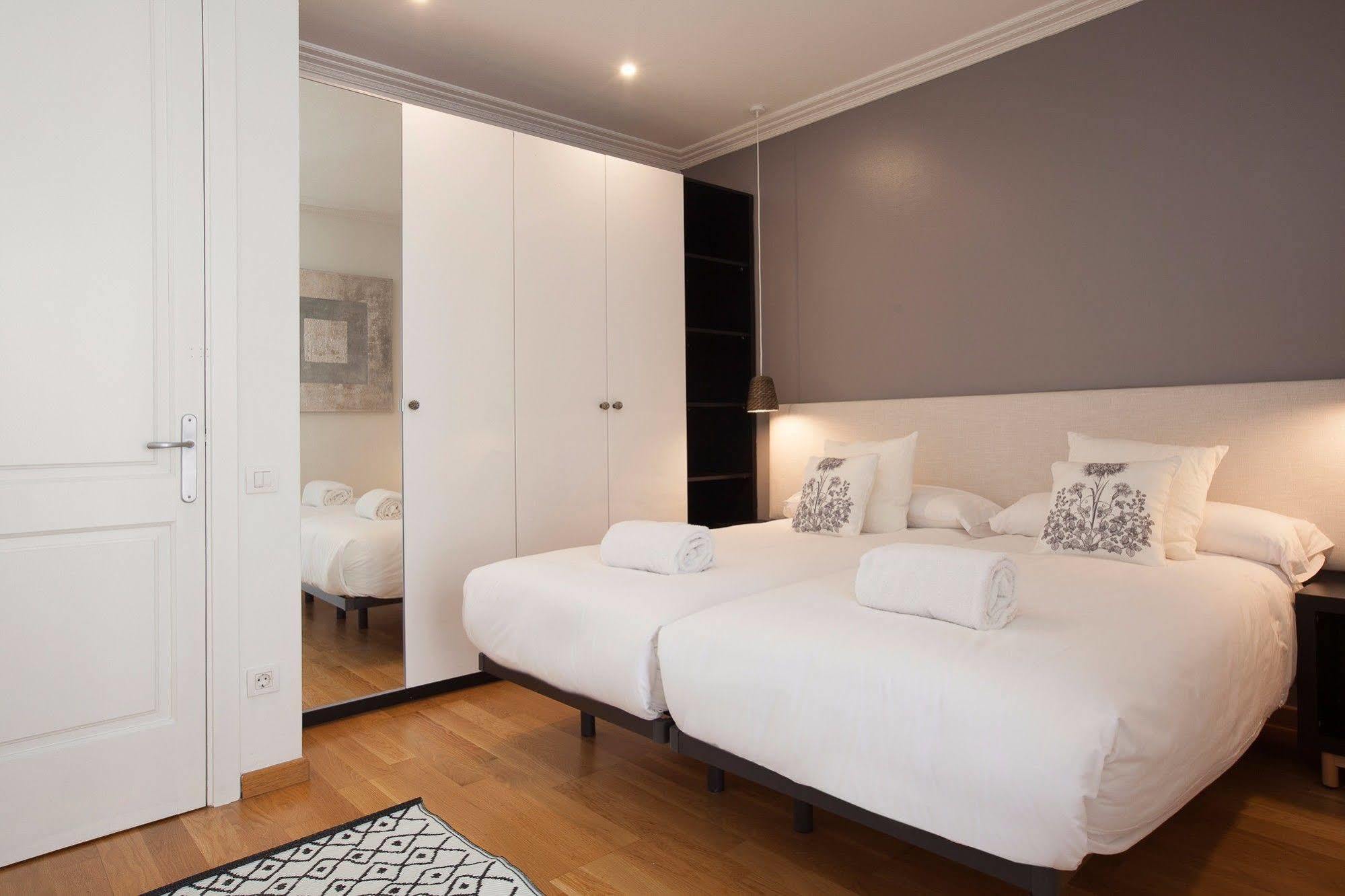 Hotel Rent Diagonal-aribau 3*