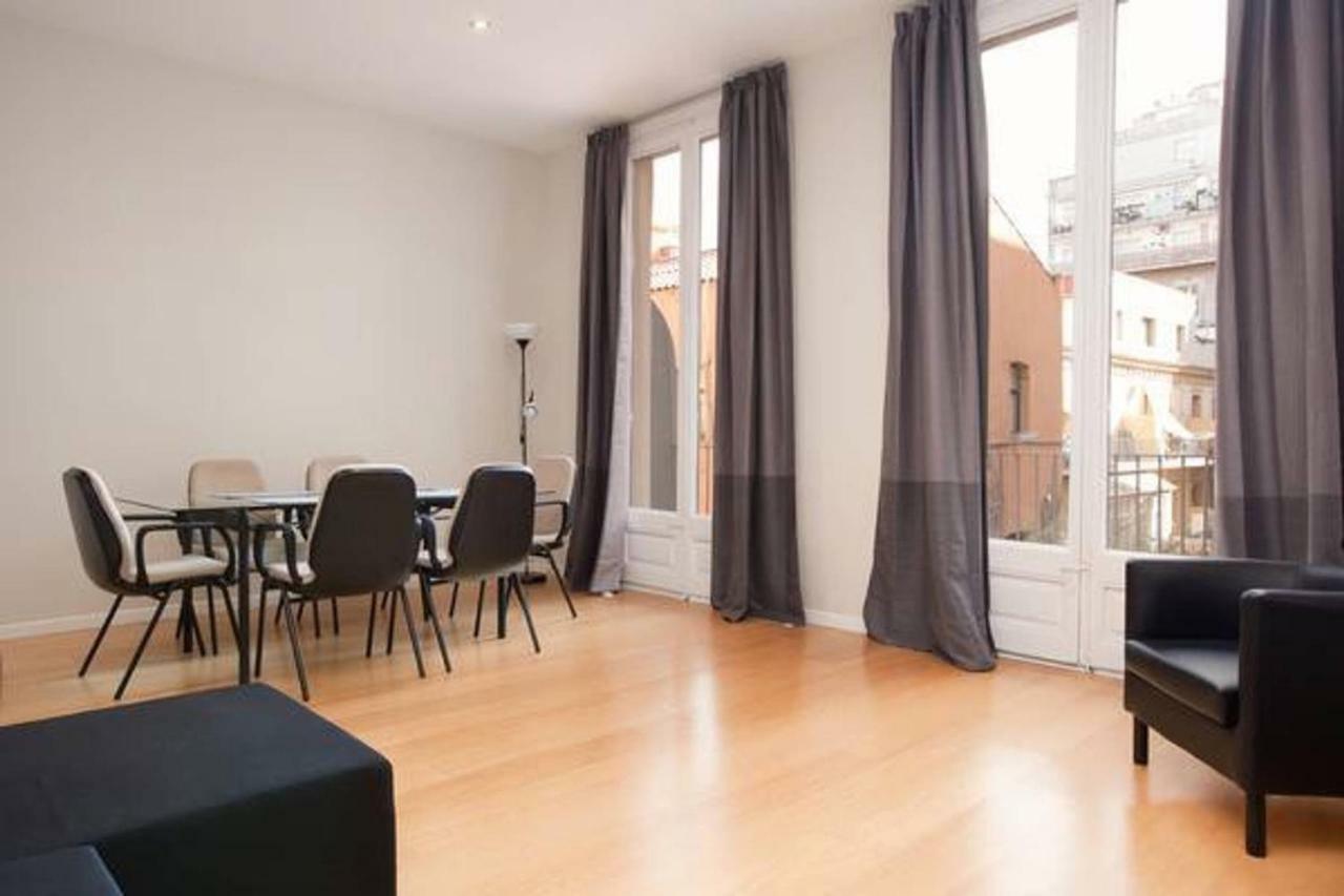 Modern Quiet Flat With A Large Balcony * Barcelona