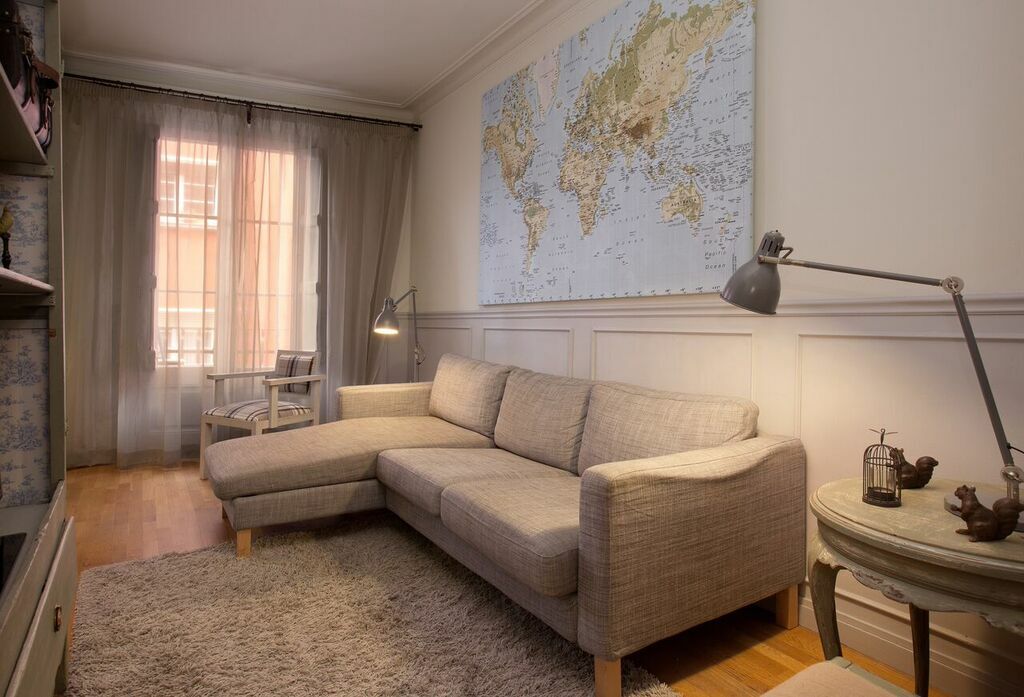 Apartment Nextdoor Gaudi Barcelona