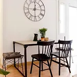 Design Apts near Passeig De Gracia