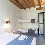 Aparteasy