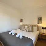 Friendly Rentals Borbon II