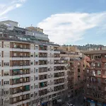 Friendly Rentals Parlament