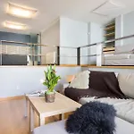 My Space Emirates - Bright Apartment In Gracia With Shared Pool