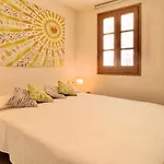 Yellow Apartament In The Center