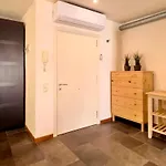 Yellow Apartament In The Center