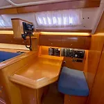 - Wind - Comodo Velero En Barcelona