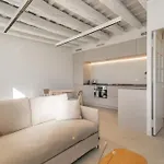 Lively 1 Bdr Apartment With Private Terrace Born