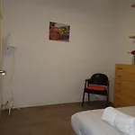 Habitacion Individual Con Bano Compartido