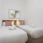 Apartamento Al Lado De Sagrada Familia