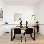 Sagrada Familia Comfy Apartment