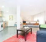 Ainb Universitat Apartments