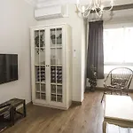 Mai & Maud Paralel Apartment