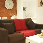 Apartaments Travessera-Parc Gueell