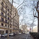 Central&Spacious Family Apartment