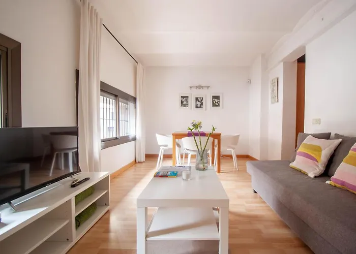 Apartamento zona Sagrada Familia