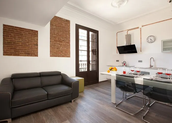 Ab Paral-Lel Spacious Apartments