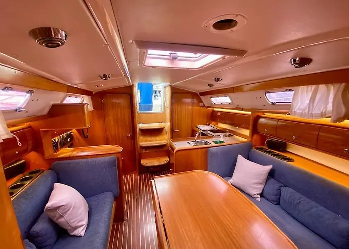 - Wind - Comodo Velero En Barcelona