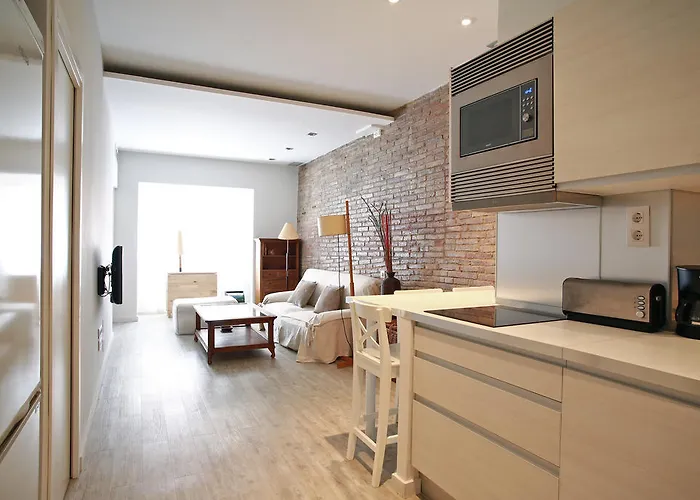 Gracia Barcelona Group Apartments