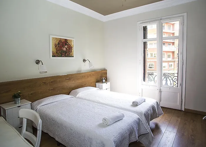 Mai & Maud Paralel Apartment