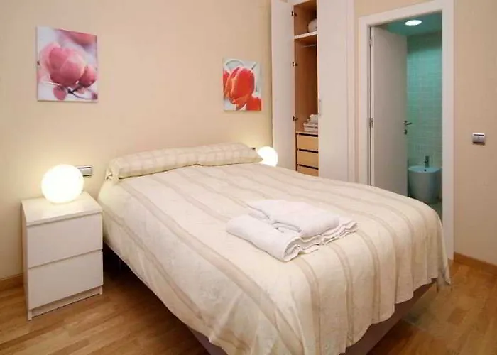 La Muralla Apartamentos