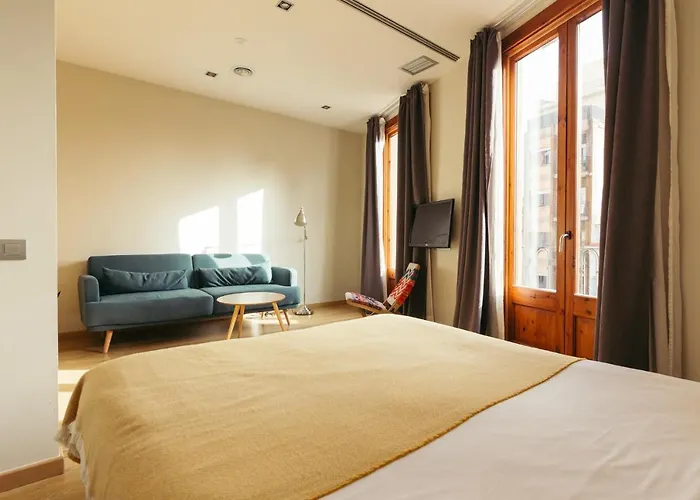Casa Felipa Plaza España
