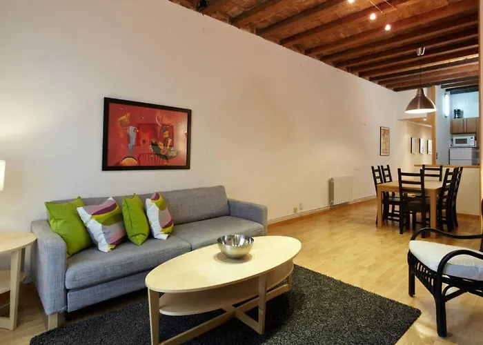 Beautiful apartment in Eixample