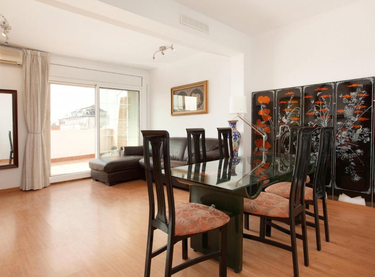 Penthouse With Terrace In Rambla Catalunya -centre Apartment