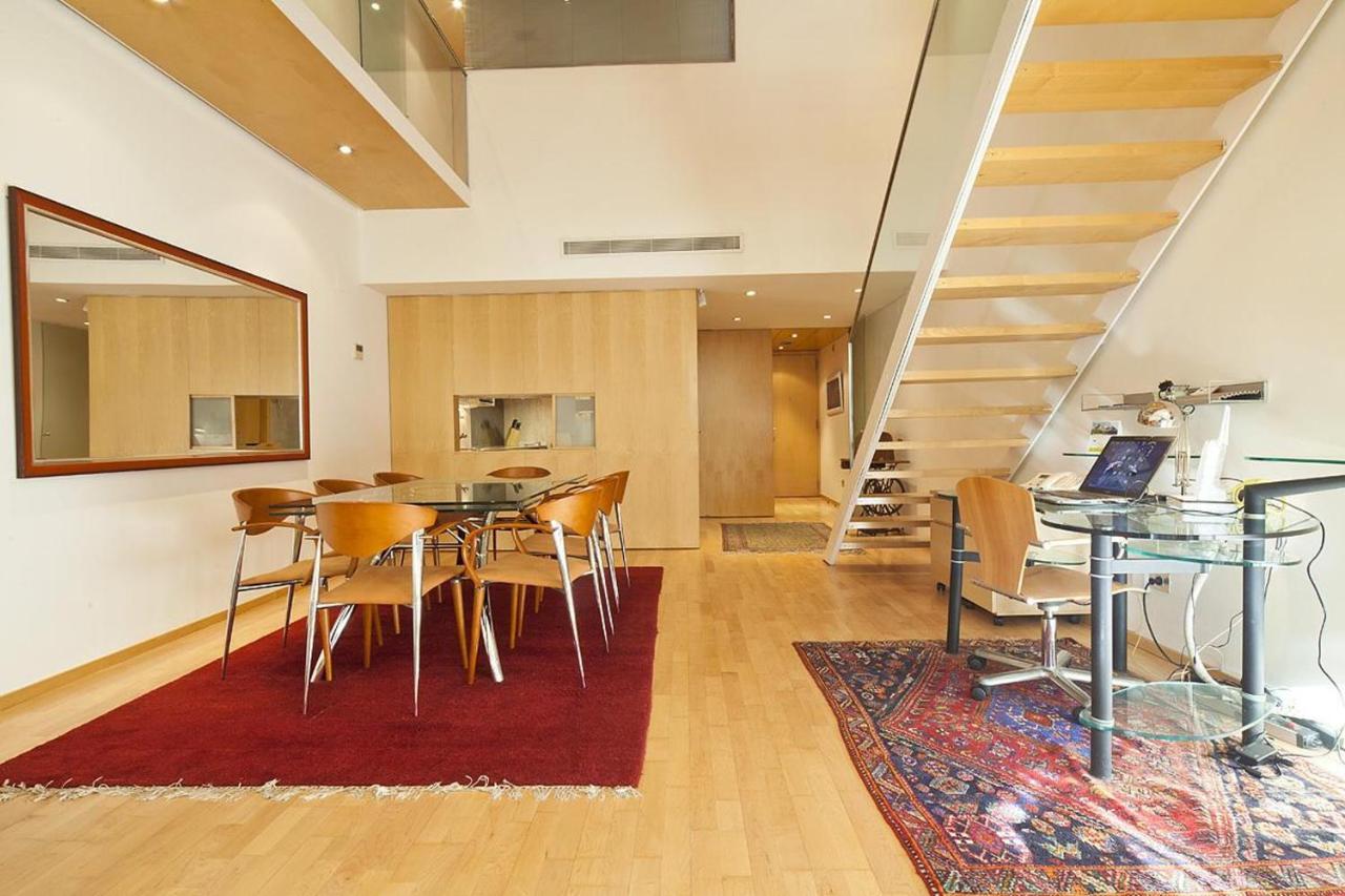 Spacious In With Outdoor Terrace * Barcelone