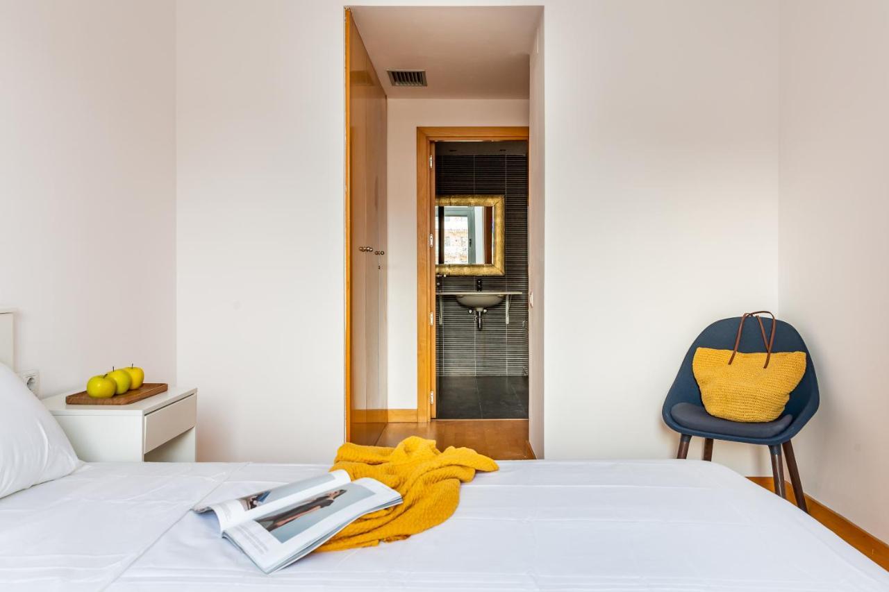 2br - 2bh Close To The Beach